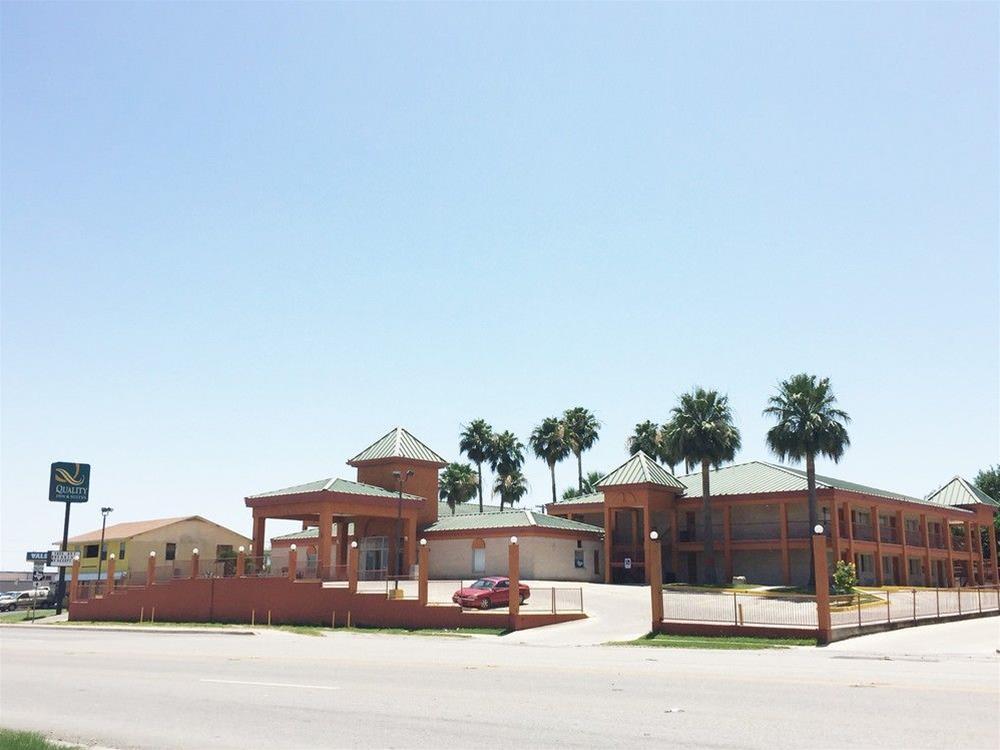 Econo Lodge Inn & Suites Eagle Pass Exterior foto